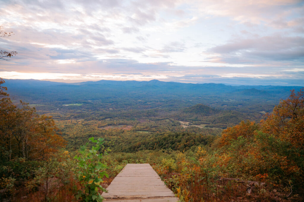 Home king25 101325 pc engagement 2